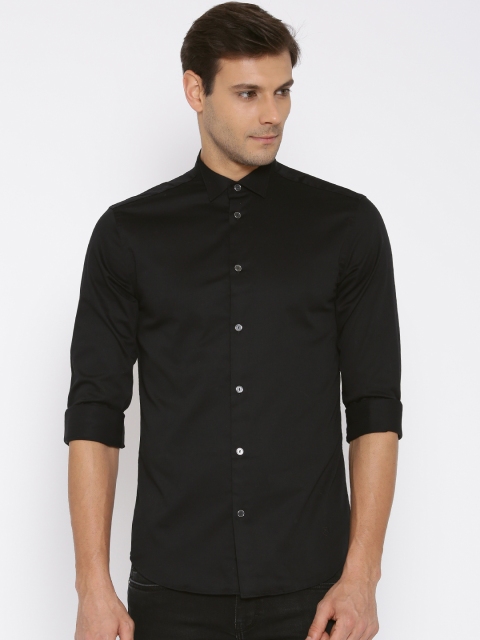 

Jack & Jones Men Black Slim Solid Casual Shirt