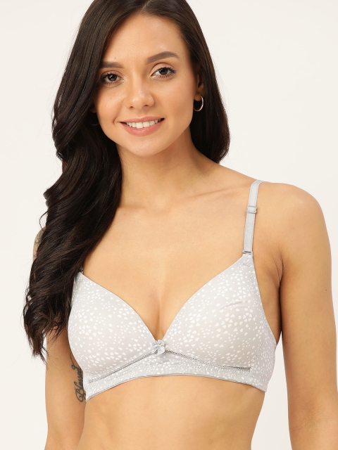 

DressBerry Grey & White Star Print Non-Wired Lightly Padded T-shirt Bra DB-BP-BRA-032F1