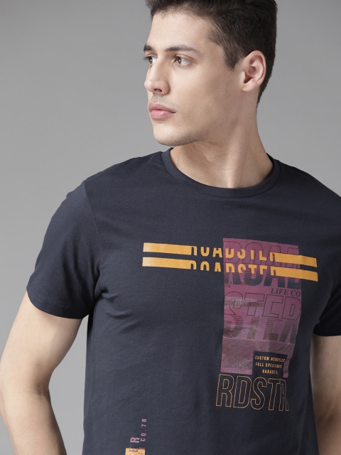 

Roadster Men Navy Blue & Purple Printed Round Neck T-shirt