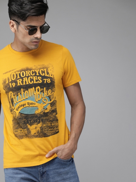 

Roadster Men Yellow Printed Round Neck T-shirt