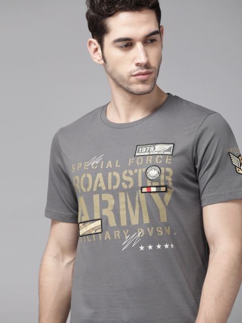 

Roadster Men Grey & Beige Printed Cotton Round Neck T-shirt