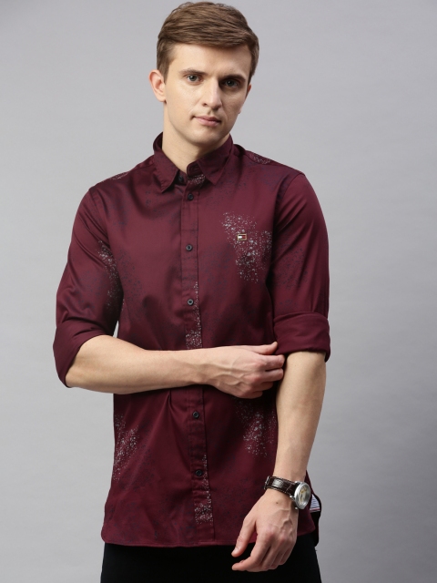 

Tommy Hilfiger Men Burgundy Slim Fit Printed Casual Shirt
