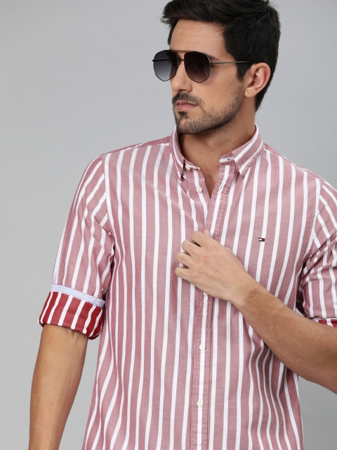 

Tommy Hilfiger Men Red & White Slim Fit Striped Casual Shirt