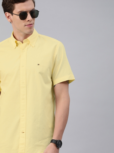 

Tommy Hilfiger Men Yellow Regular Fit Solid Organic Cotton Casual Shirt