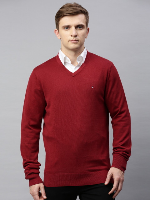

Tommy Hilfiger Men Red Solid Pullover Sweater
