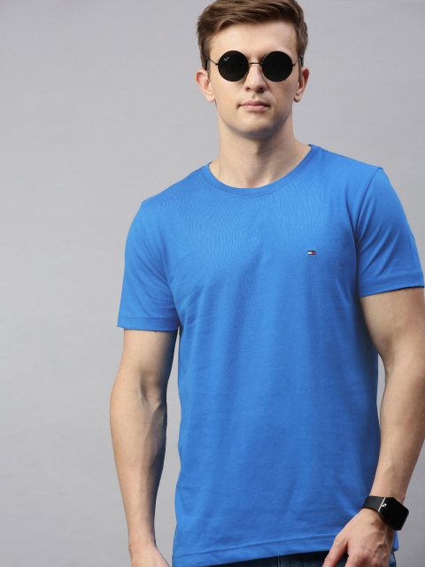 

Tommy Hilfiger Men Blue Solid Round Neck T-shirt