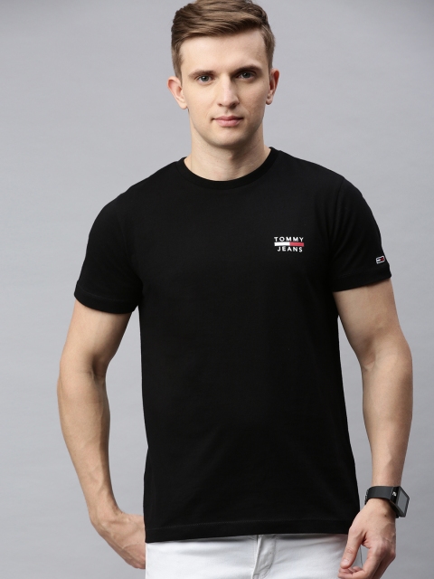 

Tommy Hilfiger Men Black Slim Fit Solid Round Neck T-shirt