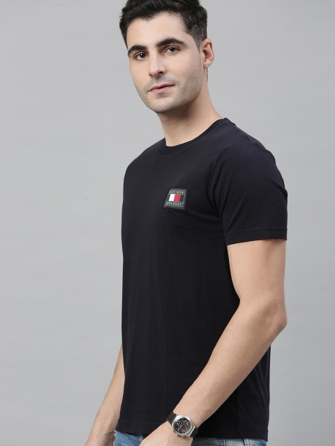 

Tommy Hilfiger Men Navy Blue Solid Round Neck T-shirt