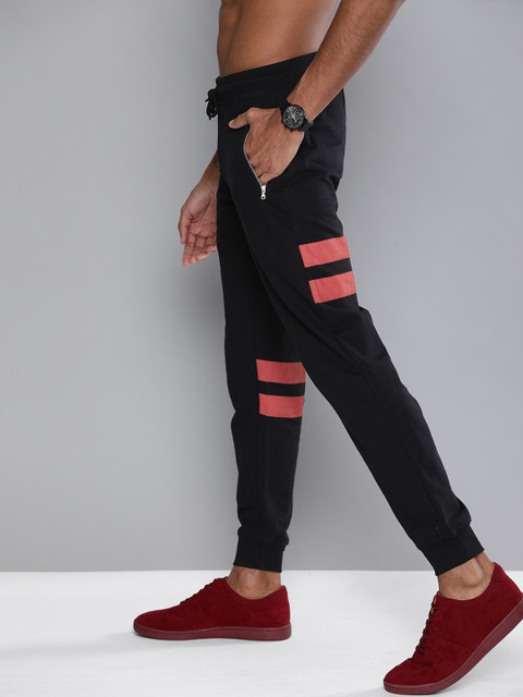 

HERE&NOW Men Black Printed Regular Fit Joggers