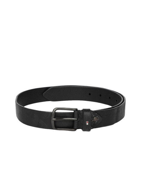 

Tommy Hilfiger Men Black Textured Leather Belt