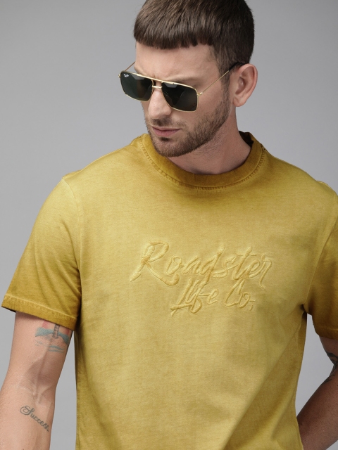 

Roadster Men Mustard Yellow Embroidered Round Neck T-shirt