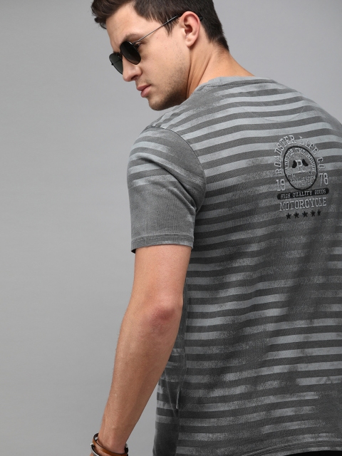 

Roadster Men Charcoal Grey Striped Round Neck T-shirt