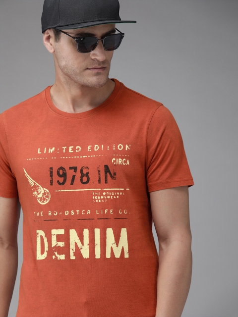 

Roadster Men Orange Printed Round Neck T-shirt
