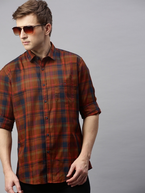 

Louis Philippe Sport Men Rust Brown & Navy Blue Slim Fit Checked Casual Shirt