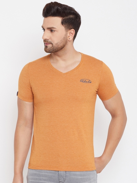 

Adobe Men Rust Solid V-Neck T-shirt