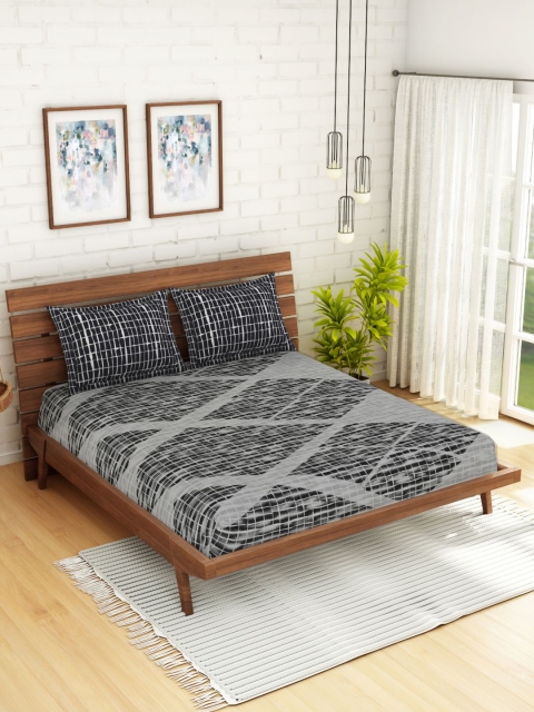 

Spaces Atrium Plus Geometric Grey 1 Queen Size Fitted Sheets With 2 Pillow Cover