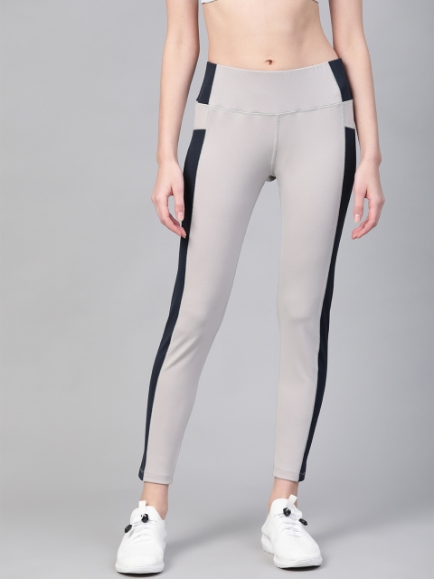 

CHKOKKO Women Grey & Black Colourblocked Yoga Tights