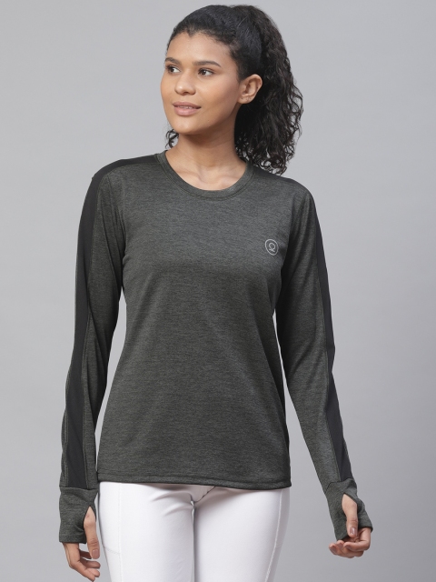 

Chkokko Women Green Solid Round Neck Yoga T-shirt