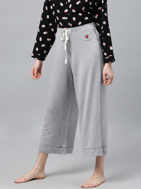 

Chemistry Woman's Grey Melange Solid Cropped Pyjamas