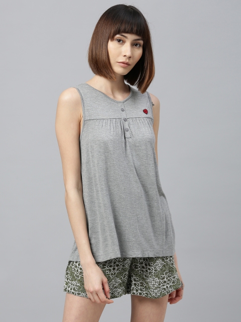 

Chemistry Women Grey Melange & Olive Green Solid Night suit
