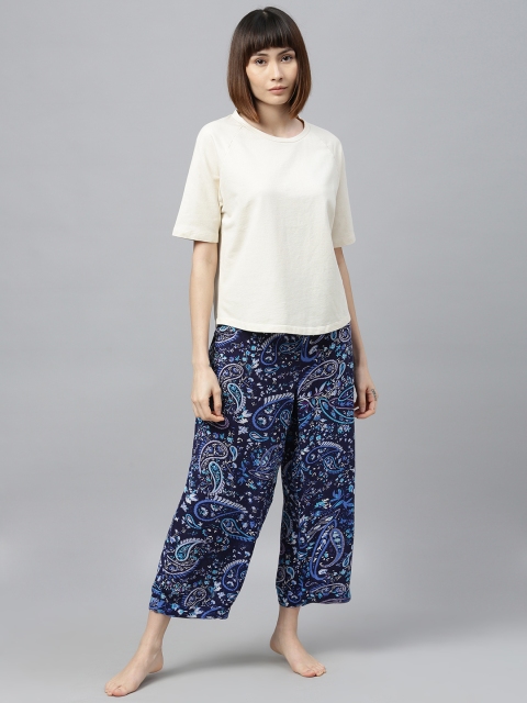 

Chemistry Women Off-White & Navy Blue Solid Night suit