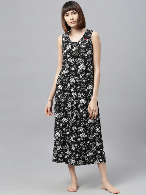 

Chemistry Black & White Floral Printed Nightdress