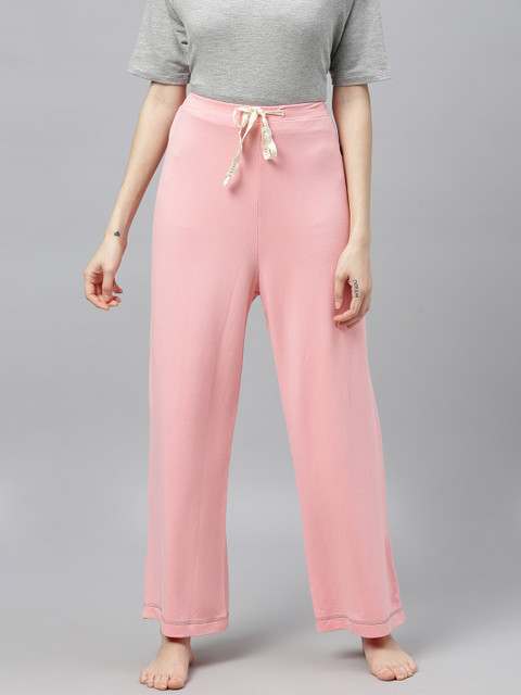 

Chemistry Woman's Pink Solid Cropped Lounge Pants