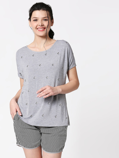 

I like me Women Grey & Black Printed Night Suit ILM-WBS-9135