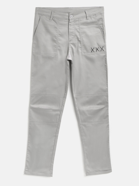 

YK Boys Grey Regular Fit Solid Trousers with Thread Work Detail