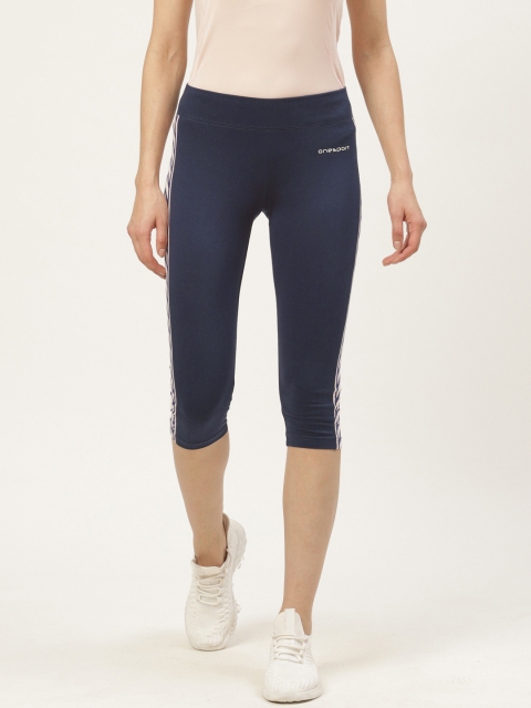 

onesport Women Navy Blue Printed Detail Capris