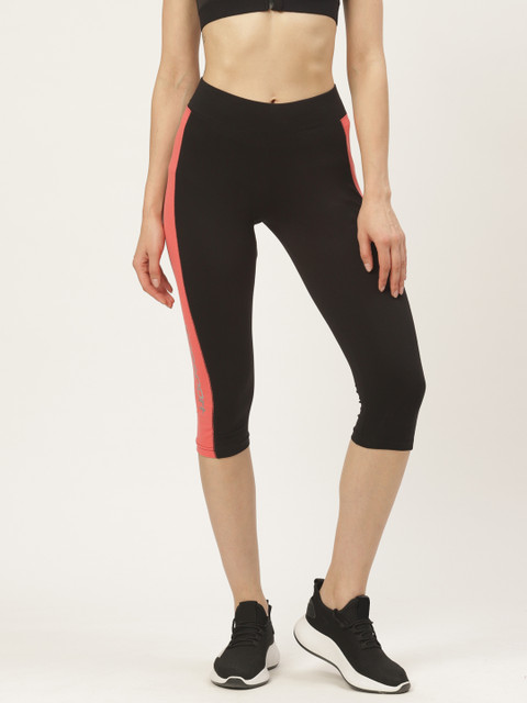 

onesport Women Black & Coral Red Solid Capris