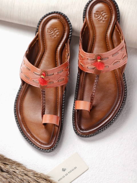 

House of Pataudi Men Tan Brown Textured Handcrafted Leather Kolhapuris