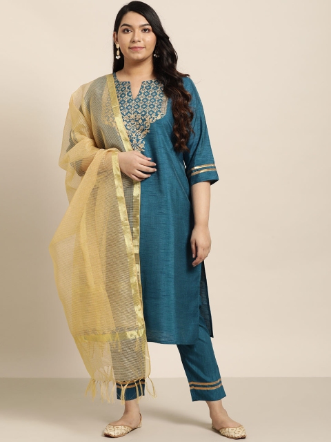 

Sztori Plus Size Women Teal Blue & Golden Foil Print Yoke Design Kurta Set