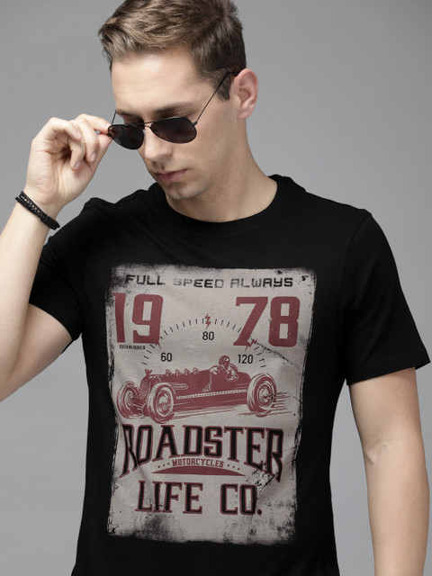 

Roadster Men Black Printed Round Neck T-shirt