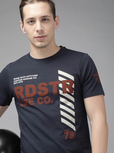 

Roadster Men Navy Blue Printed Round Neck T-shirt