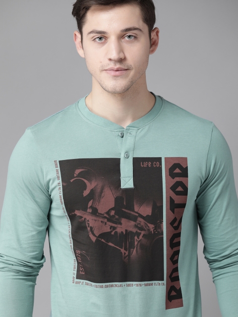 

Roadster Men Blue & Burgundy Printed Henley Neck T-shirt