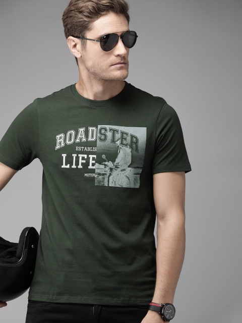 

Roadster Men Green Printed Round Neck T-shirt