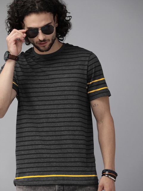 

Roadster Men Grey & Black Striped Round Neck T-shirt