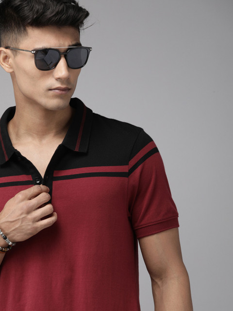 

Roadster Men Black Colourblocked Polo Collar T-shirt