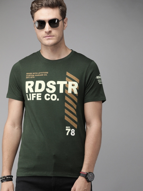 

Roadster Men Green Printed Round Neck T-shirt