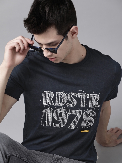 

Roadster Men Navy Blue & White Embroidered T-shirt