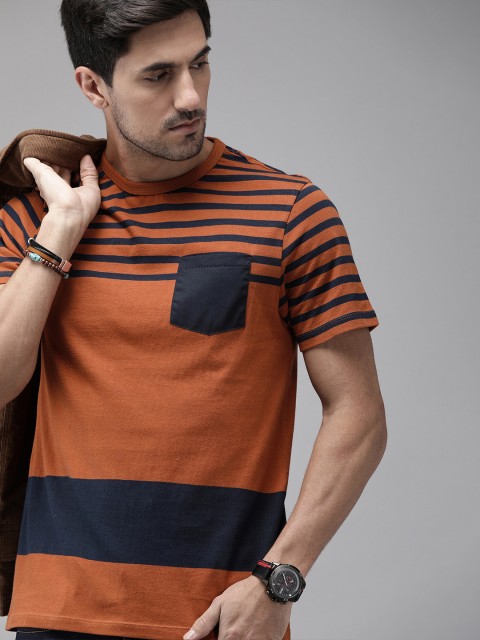 

Roadster Men Rust Red & Navy Blue Striped Round Neck T-shirt