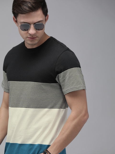 

Roadster Men Black Off-White Colourblocked Round Neck Pure Cotton T-shirt