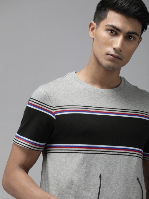 

Roadster Men Grey & Black Striped Round Neck T-shirt