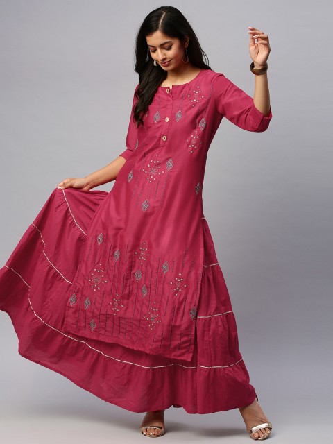 

Ishin Women Maroon & Navy Blue Embroidered Kurta with Skirt