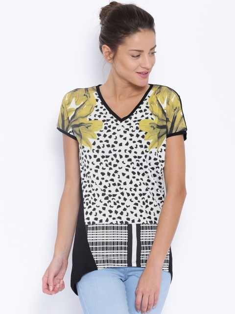 

IZABEL LONDON by Pantaloons White & Black Printed Top