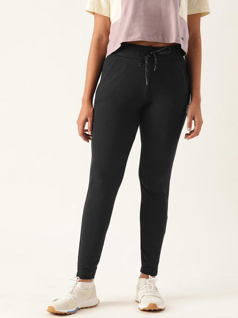 

Sweet Dreams Women Black Solid Fitted Training Tights