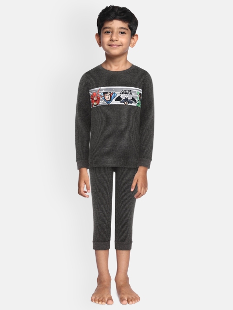 

Eteenz Boys Charcoal Grey Self-Design Thermal Set