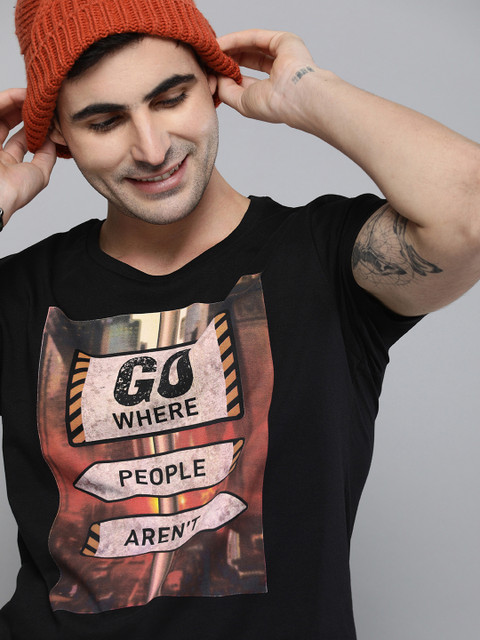 

HERENOW Men Black Printed Round Neck Pure Cotton T-shirt