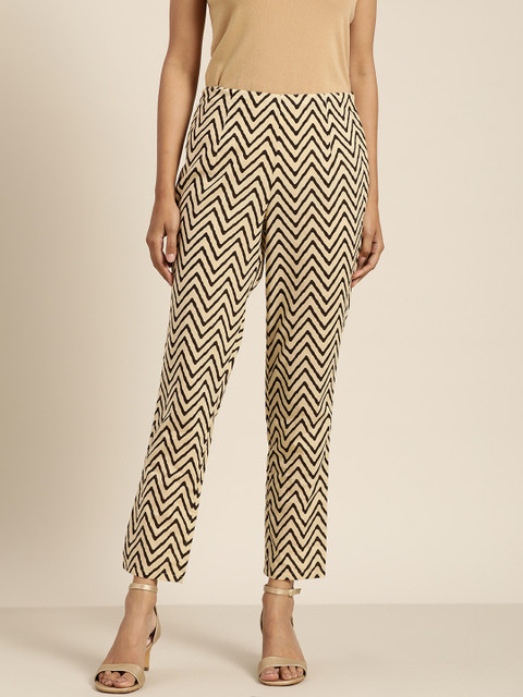 

Moda Rapido Women Yellow & Black Chevron Print Pure Cotton Straight Pencil Palazzos